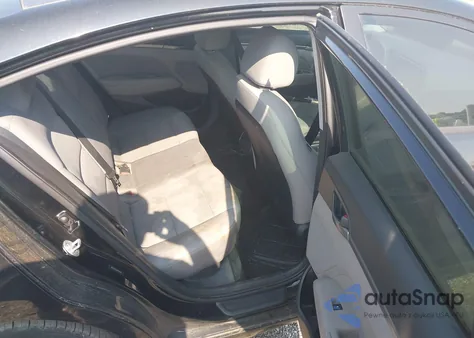 2017 Hyundai Elantra Se z USA, uszkodzony, nr VIN 5NPD84LF1HH010049